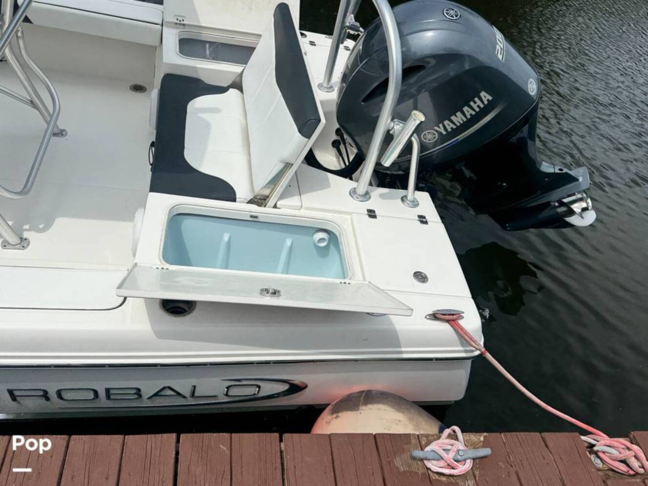 A photo of this 2019 Robalo 226 Cayman