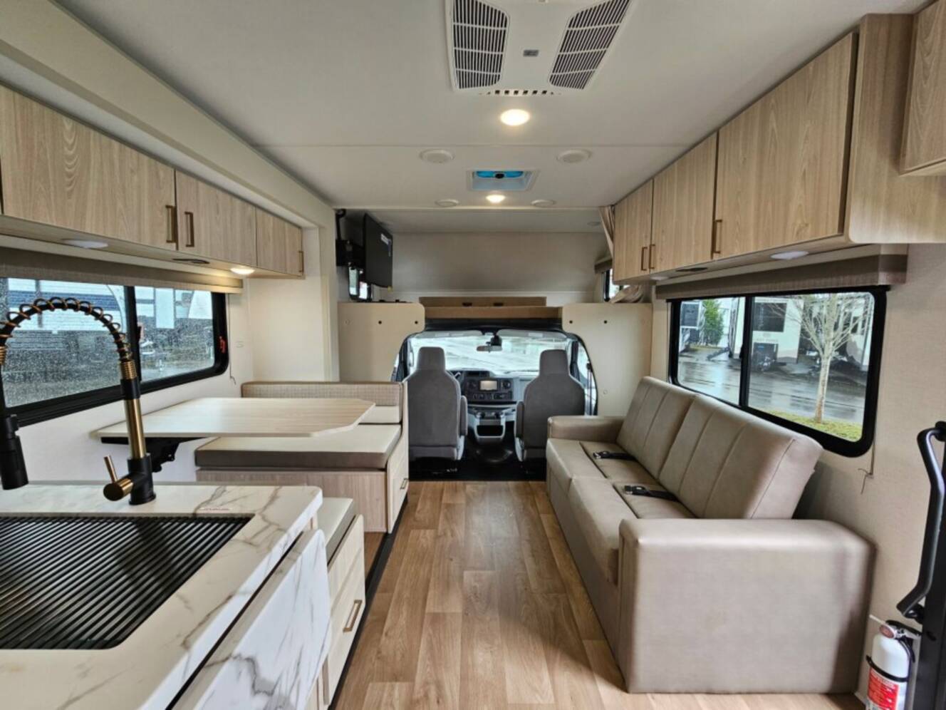 A photo of this 2026 East To West Entrada 3100FB