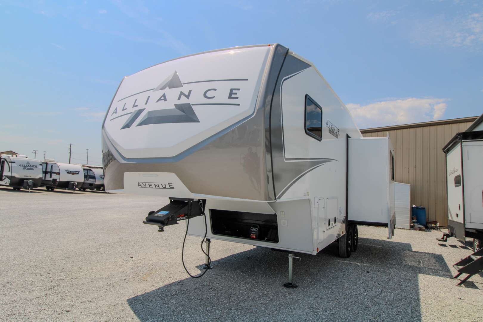 2026 Alliance Rv Avenue All Access Series 26RD in clinton MO