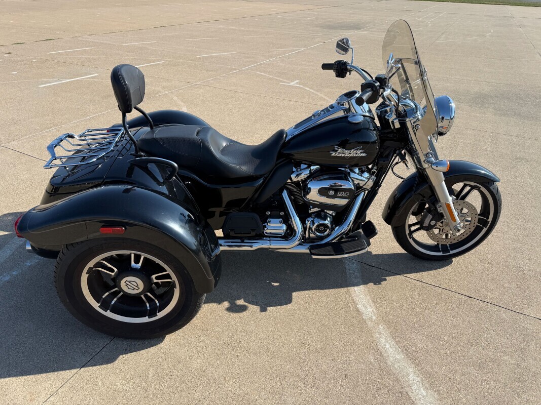 2022 Harley-Davidson Freewheeler in Clinton, IA