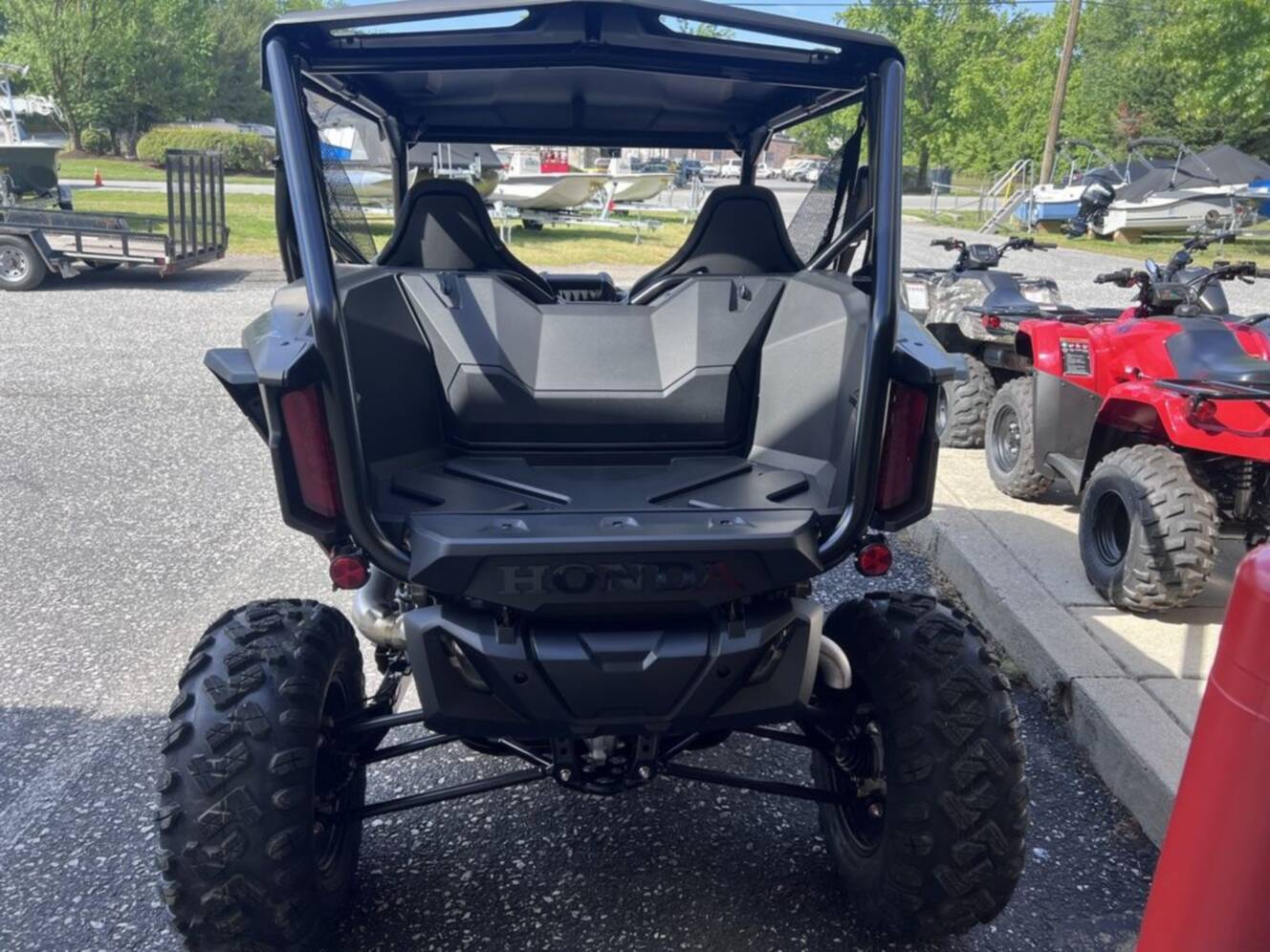 A photo of this 2026 Honda® Talon 1000X FOX Live Valve