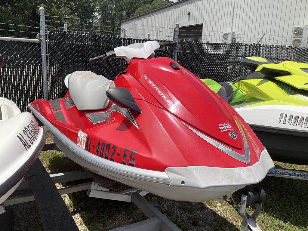 2005 Yamaha WaveRunner® VX110 Deluxe in munford AL