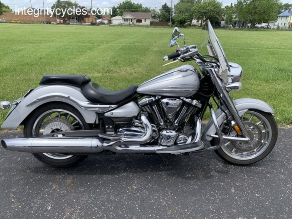 2009 Yamaha Roadliner S S in Lewis Center, OH