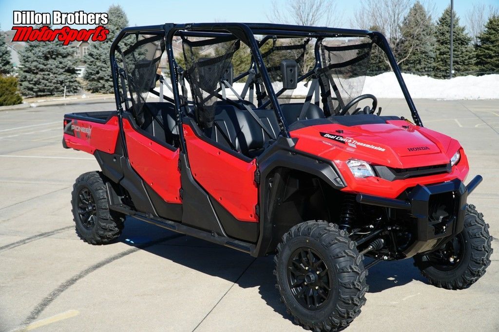 2025 Honda® Pioneer 1000-6 Deluxe Crew in omaha NE