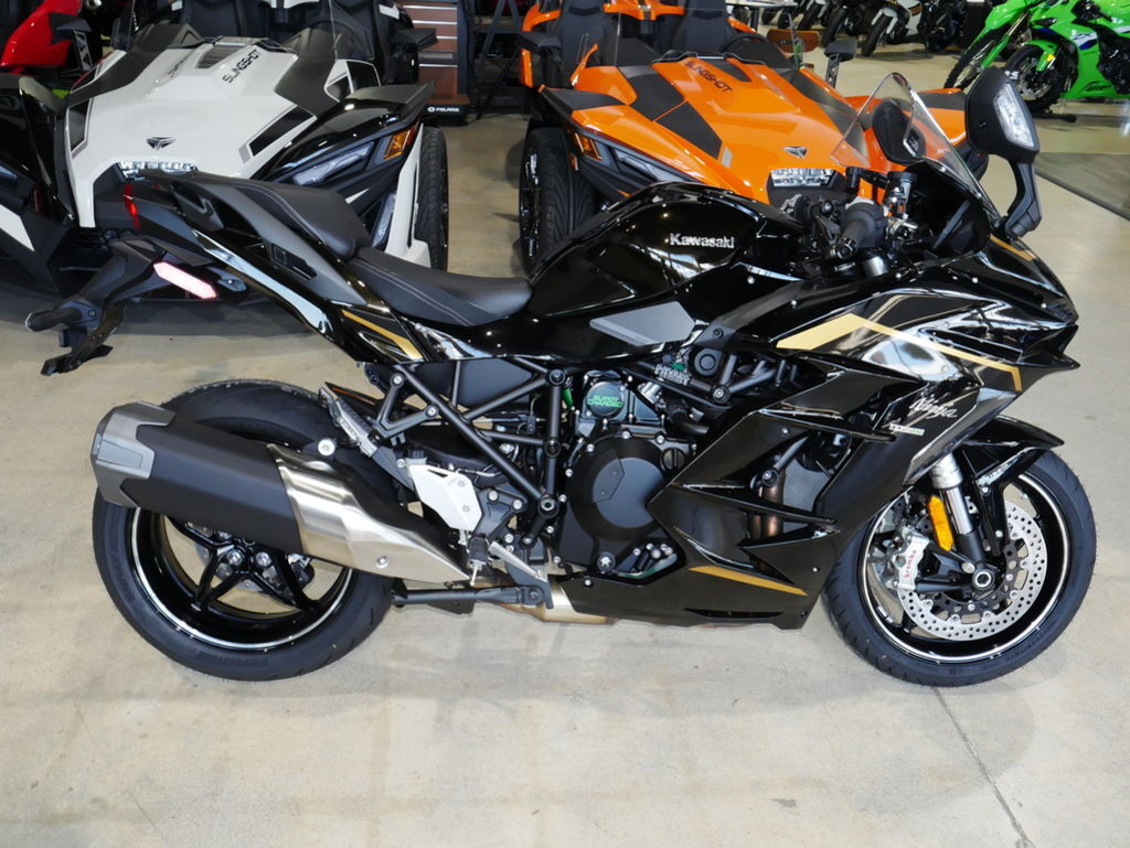 2026 Kawasaki Ninja H2® SX SE ABS SE+ in Miami, FL
