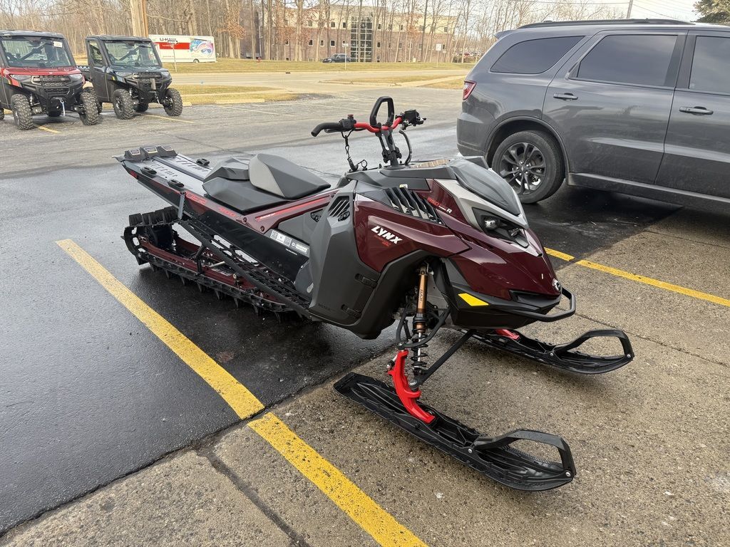 2025 Lynx Shredder DS 850 E-TEC Turbo R_4100_10.25in / Red in ann arbor MI