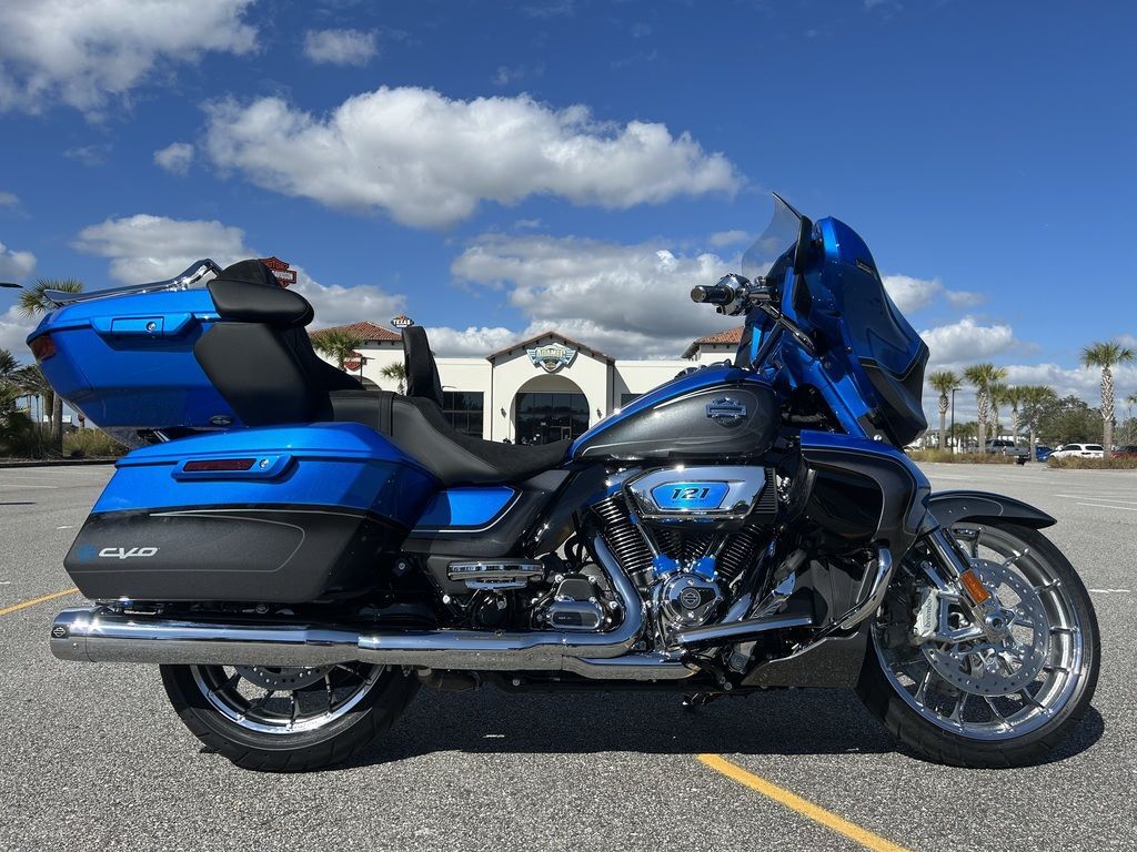 2026 Harley-Davidson® FLHXLSE - CVO Street Glide® Limited CVO LIMITED in St Augustine, FL