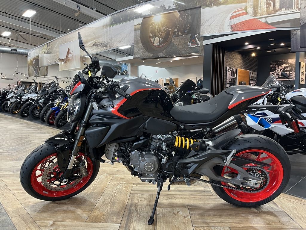 2026 Ducati Monster Plus Sport Livery PLUS in Birmingham, AL