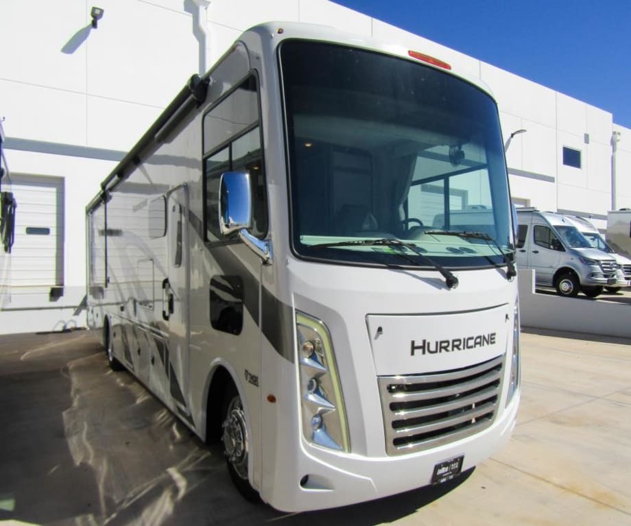 2023 Thor Motor Coach HURRICANE 35M in phoenix AZ