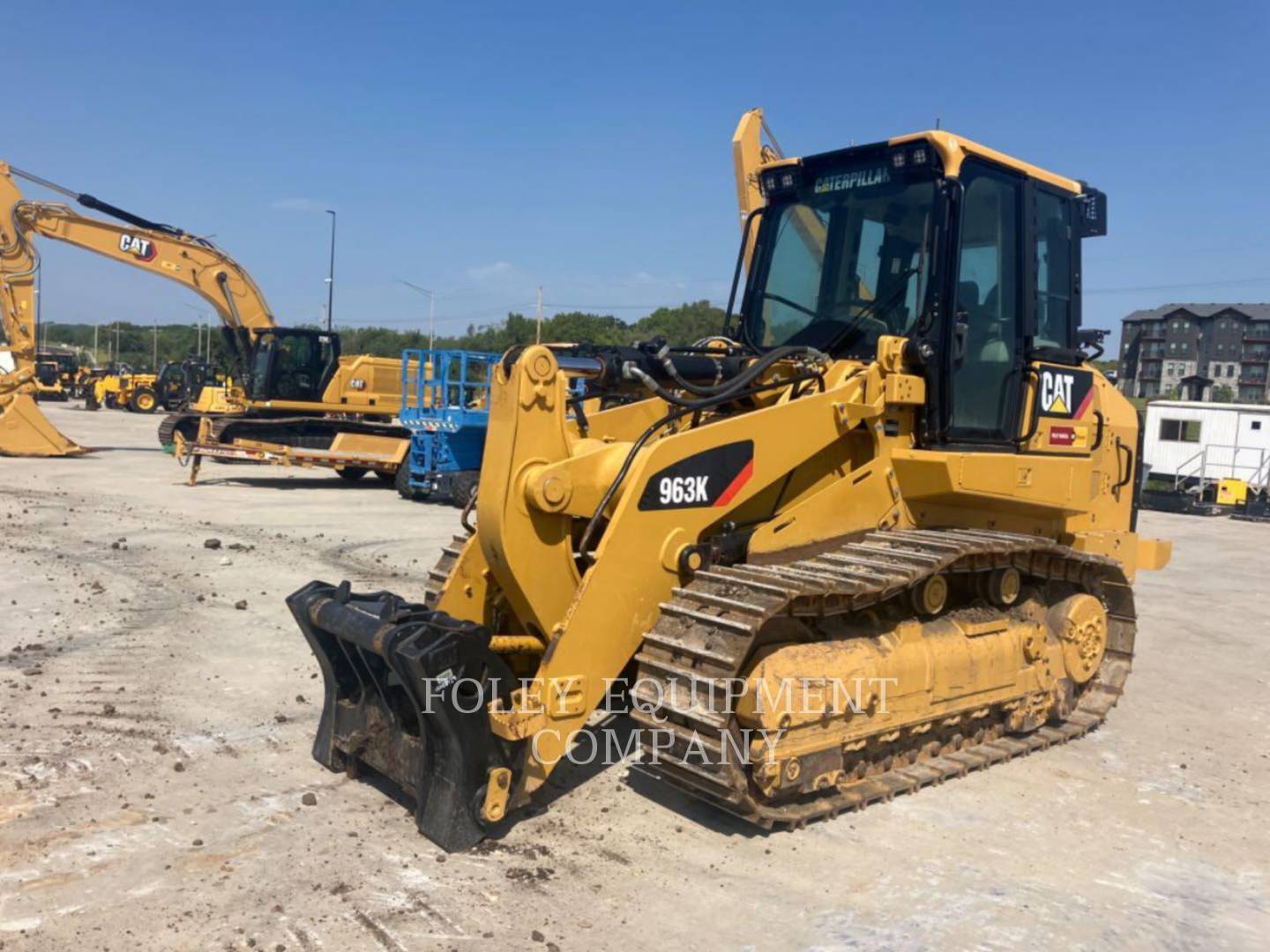 2018 CAT 963K in Wichita, KS