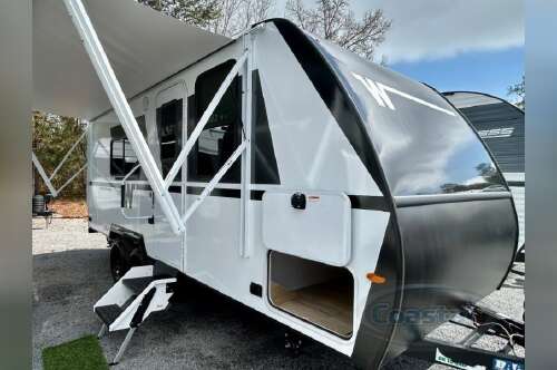 2026 Winnebago Micro Minnie 2000FRB in ravenel SC