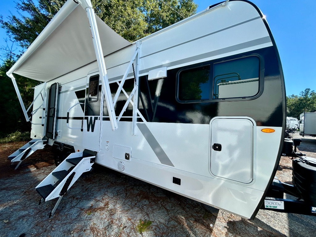 2026 Winnebago Thrive 26FKD in ravenel SC