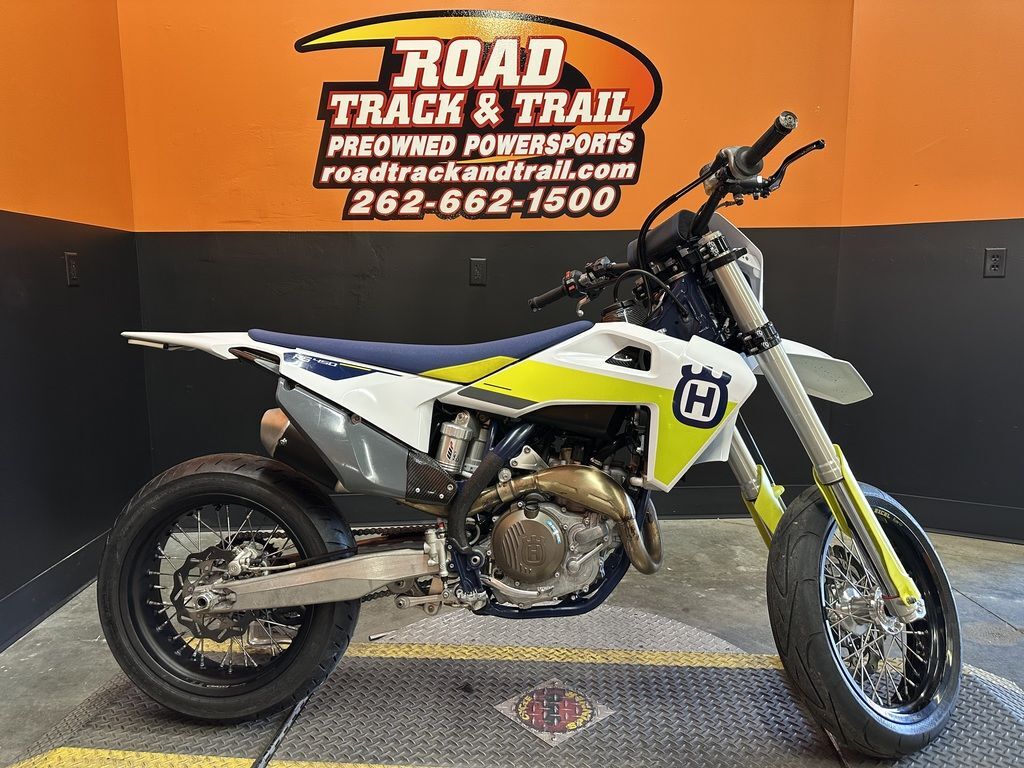 2021 Husqvarna® FS 450 450 in Big Bend, WI