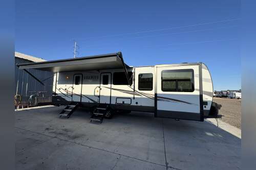 2022 Forest River Rockwood Signature 8324SB in casa grande AZ