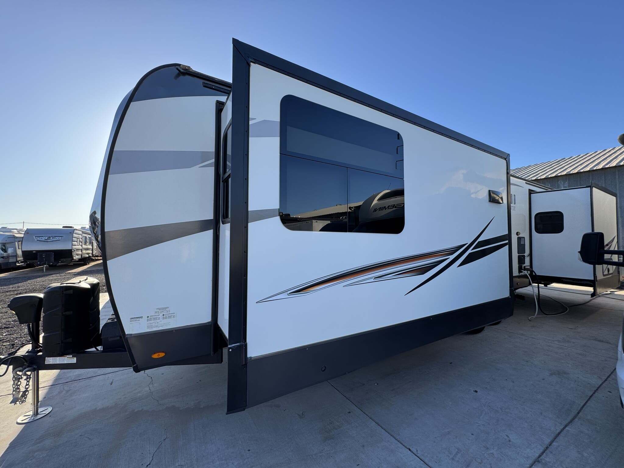 2022 Forest River Rockwood Signature 8324SB in casa grande AZ