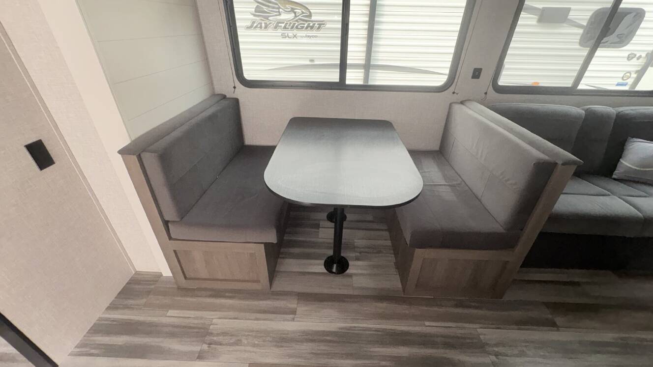 A photo of this 2025 Jayco Jay Flight SLX 263BHSW