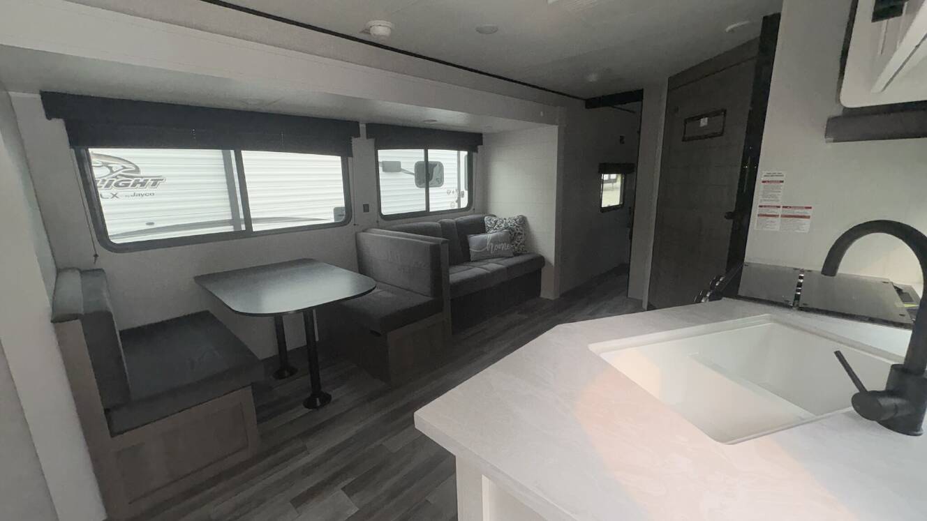 A photo of this 2025 Jayco Jay Flight SLX 263BHSW