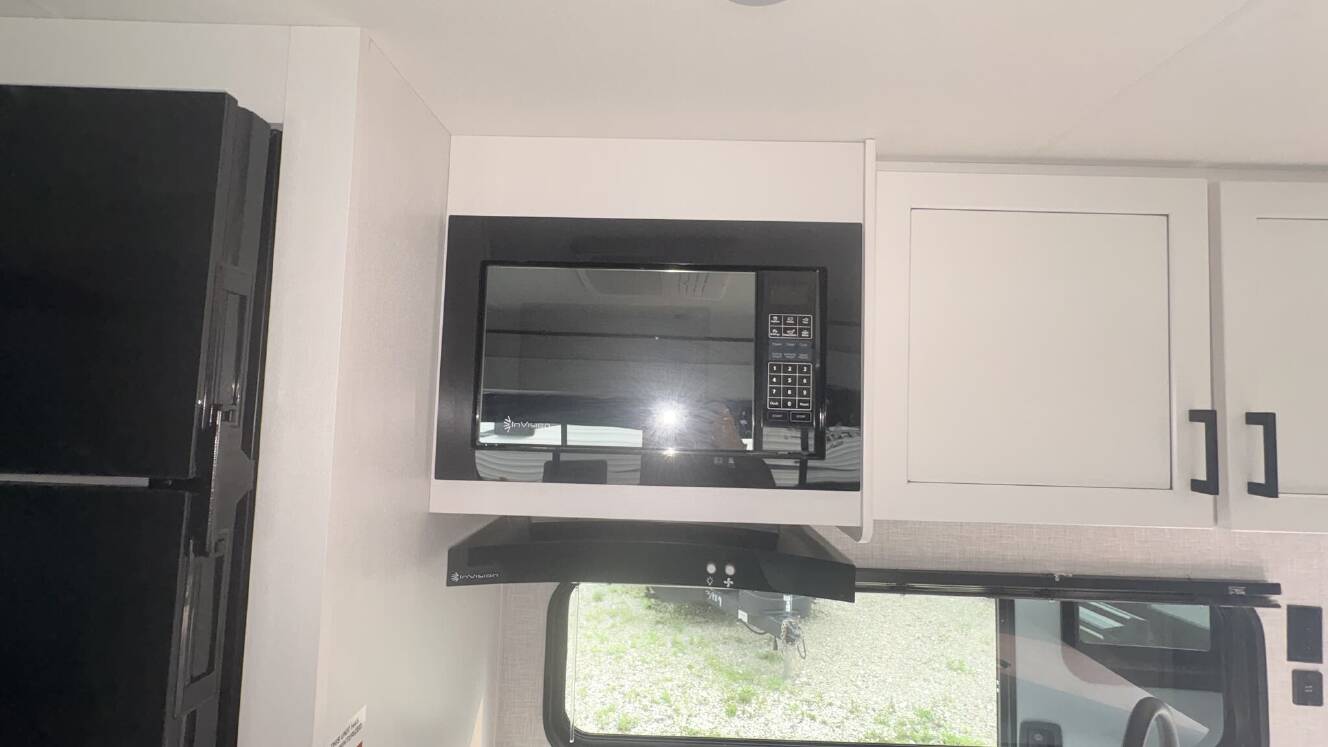 A photo of this 2025 Jayco Jay Flight SLX 263BHSW