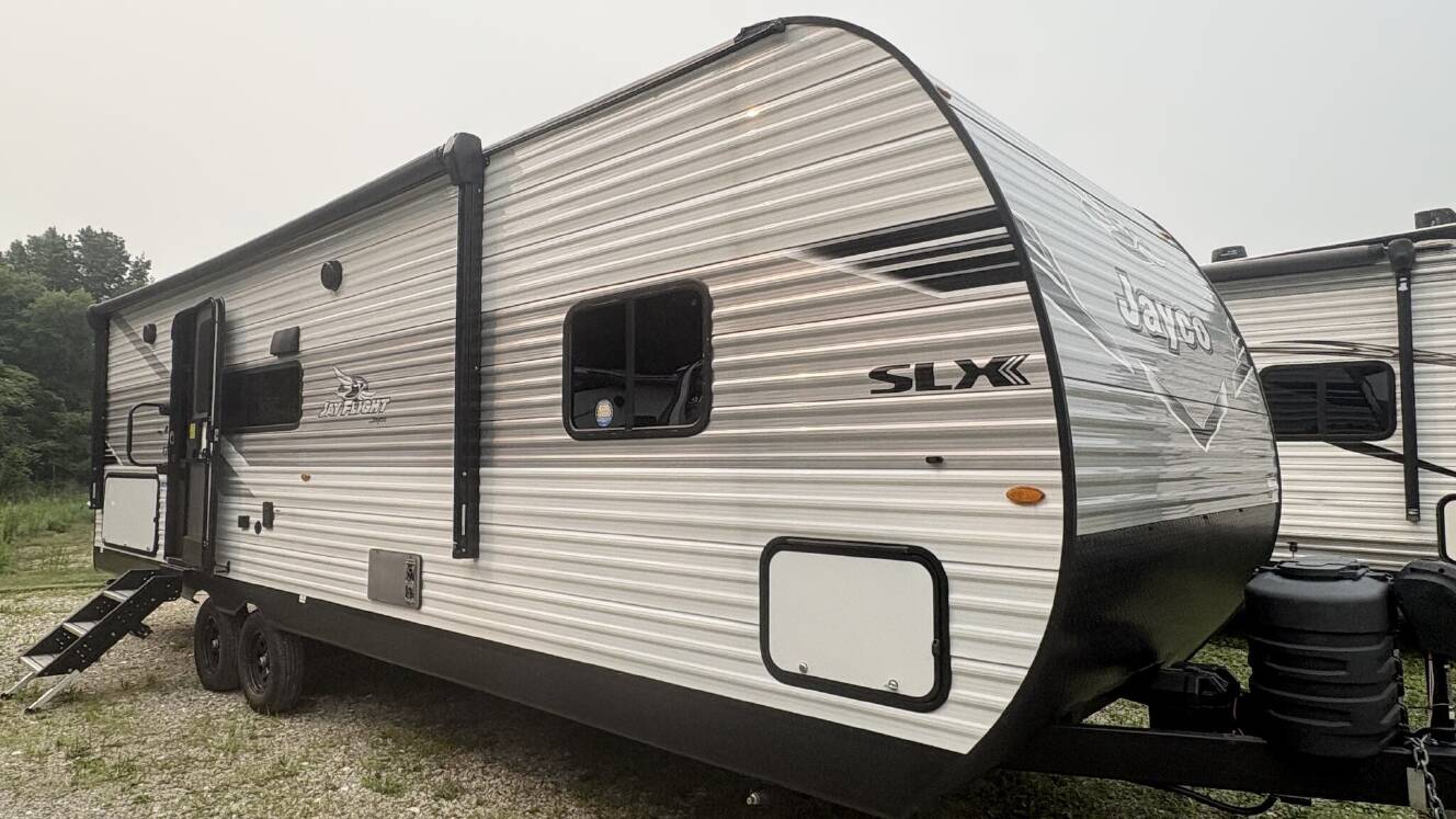 A photo of this 2025 Jayco Jay Flight SLX 263BHSW