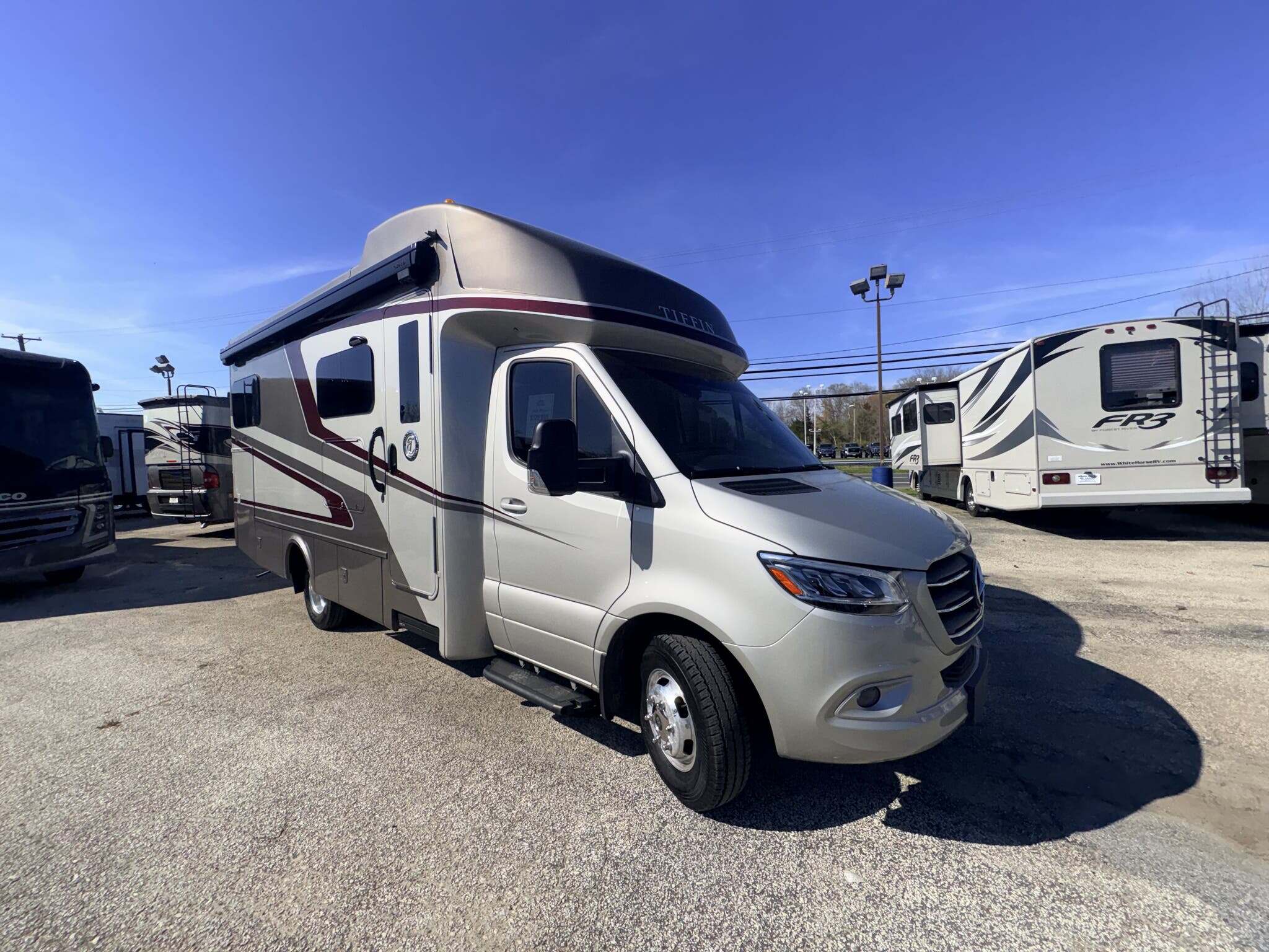 2024 Tiffin Wayfarer 25LW in williamstown NJ