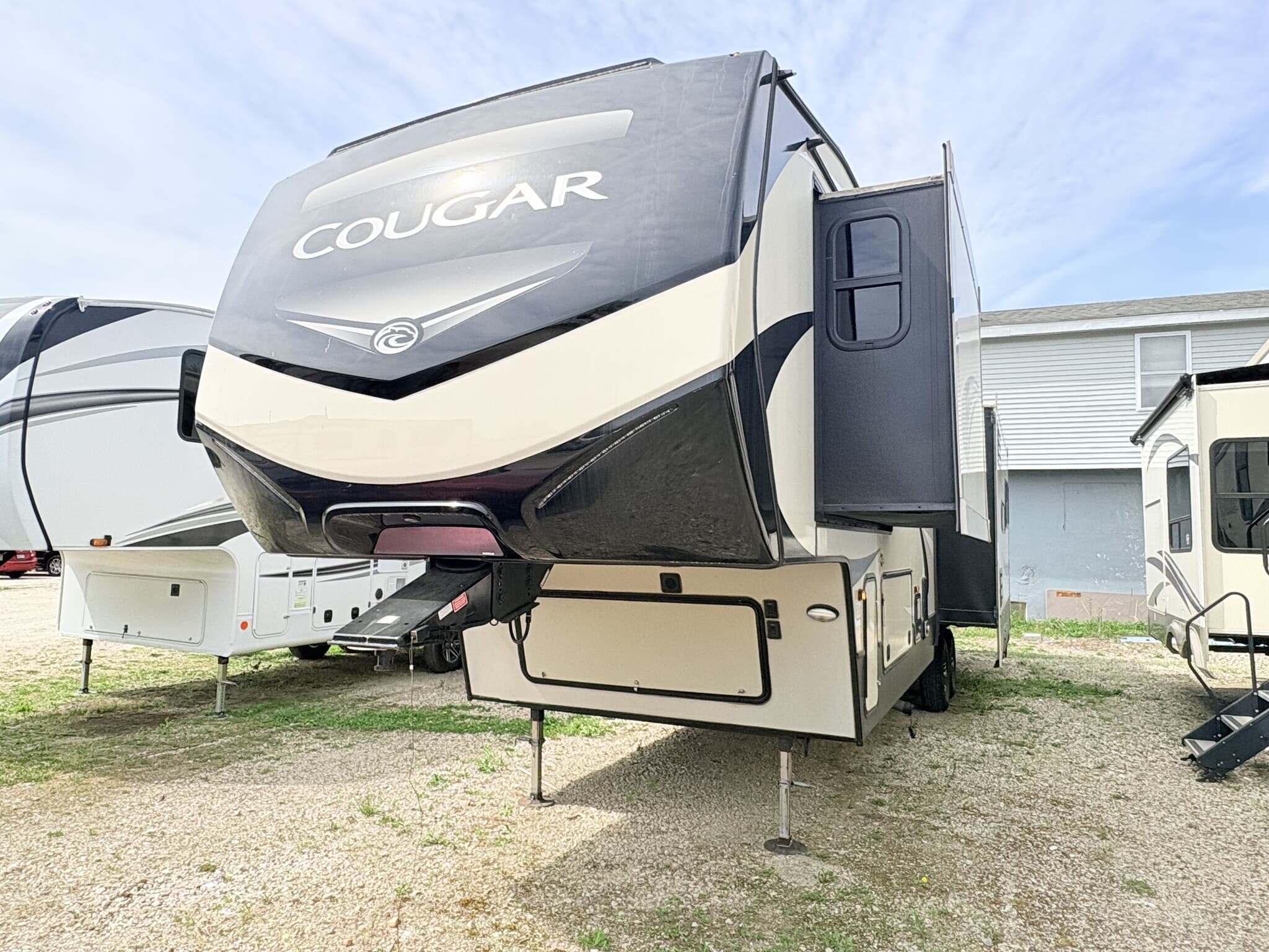 2018 Keystone Cougar 338RLK in williamstown NJ
