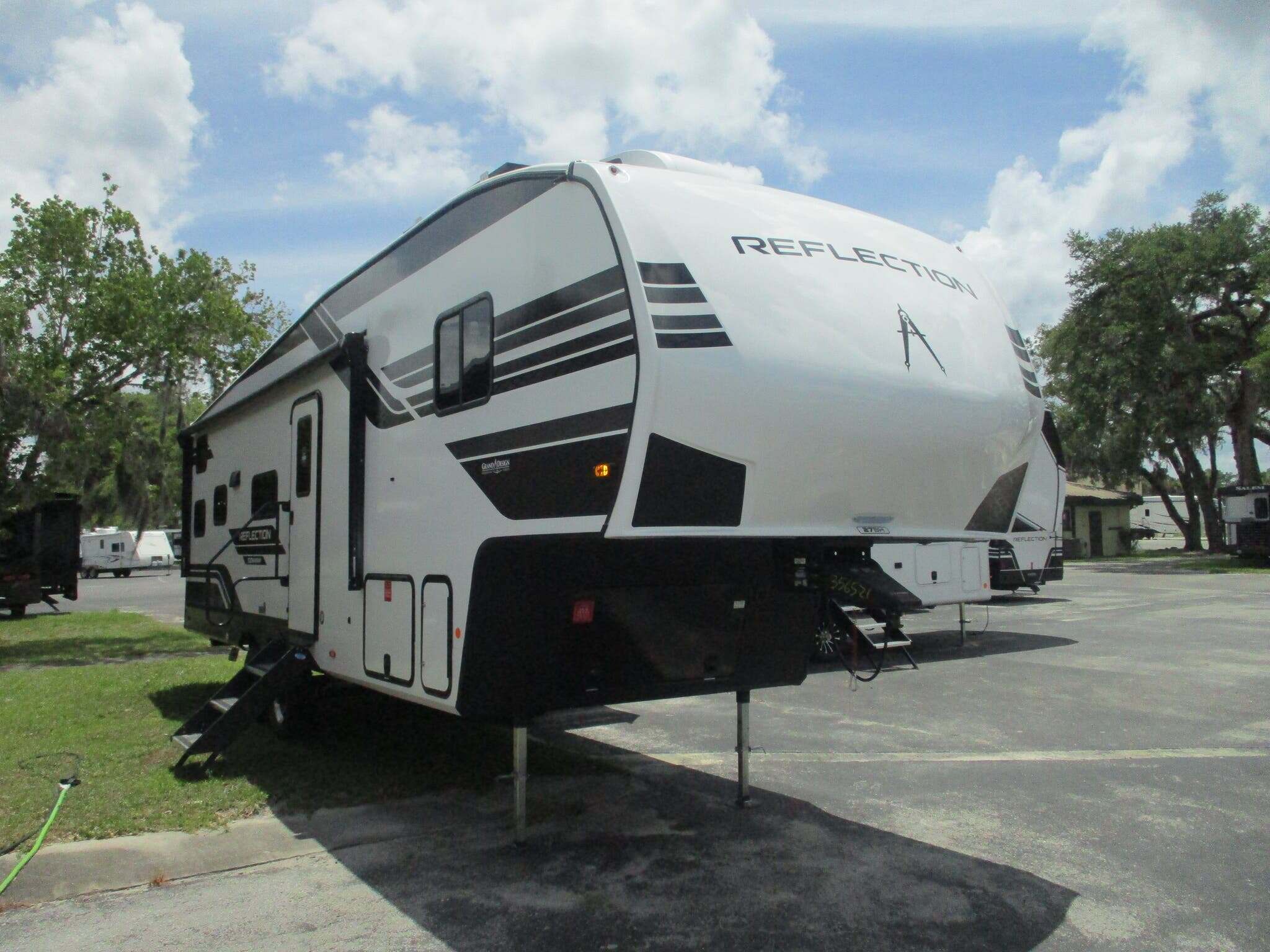 2027 Grand Design Reflection 100 Series 27BH in cross city FL