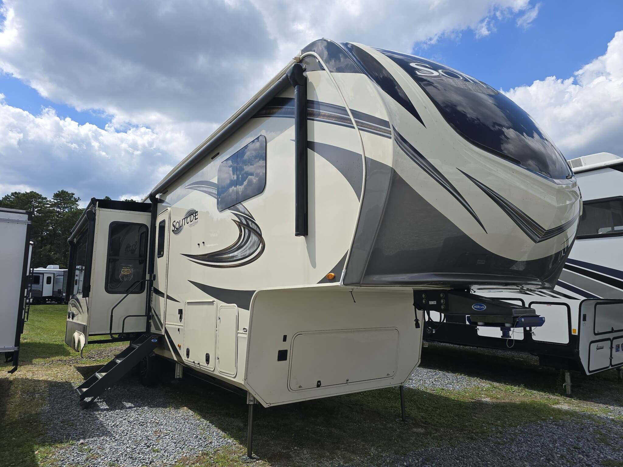 2021 Grand Design Solitude 310GK RV