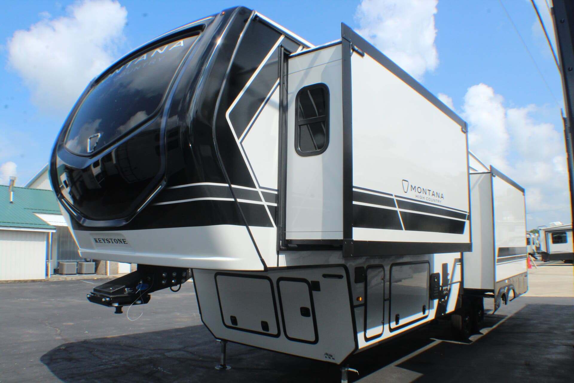 2026 Keystone Montana High Country 295RL in clyde OH
