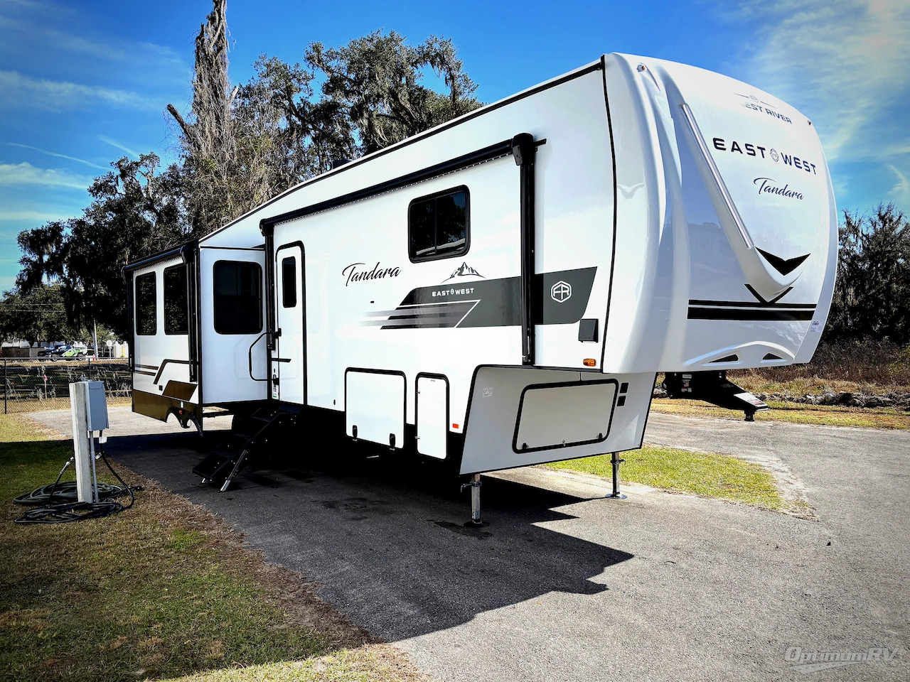 2026 East To West Tandara 295RL in ocala FL