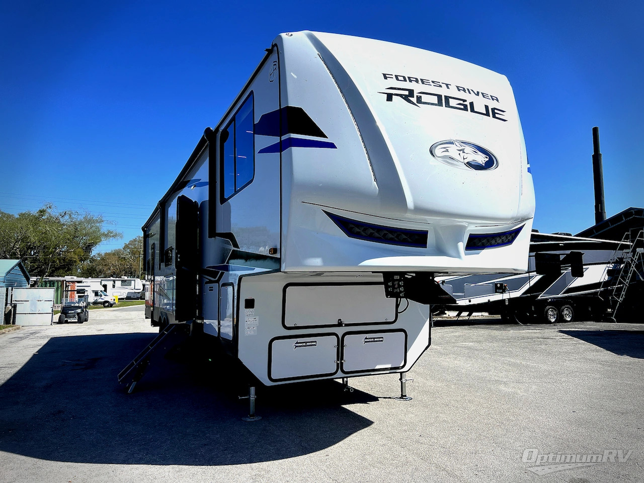 2026 Forest River Cherokee Rogue Armored 4015 RV