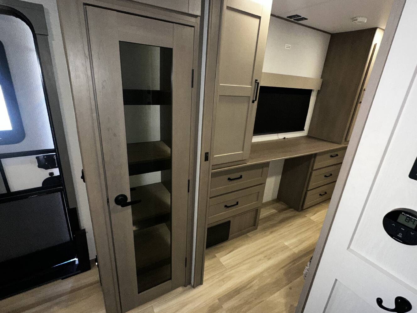 A photo of this 2025 Grand Design Reflection 322FKTS