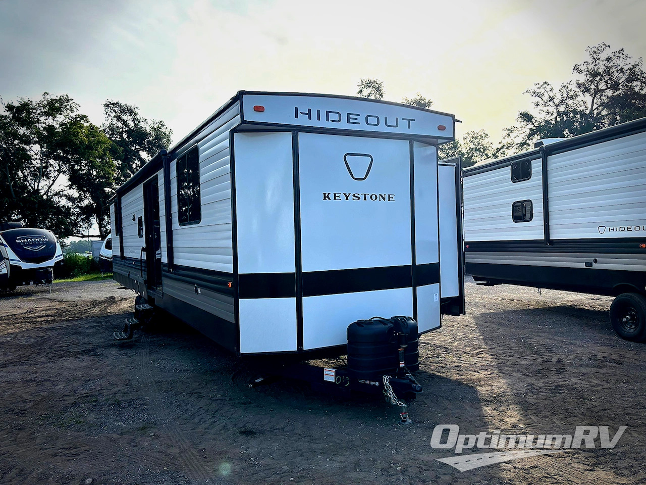 2026 Keystone Hideout 38DBD RV