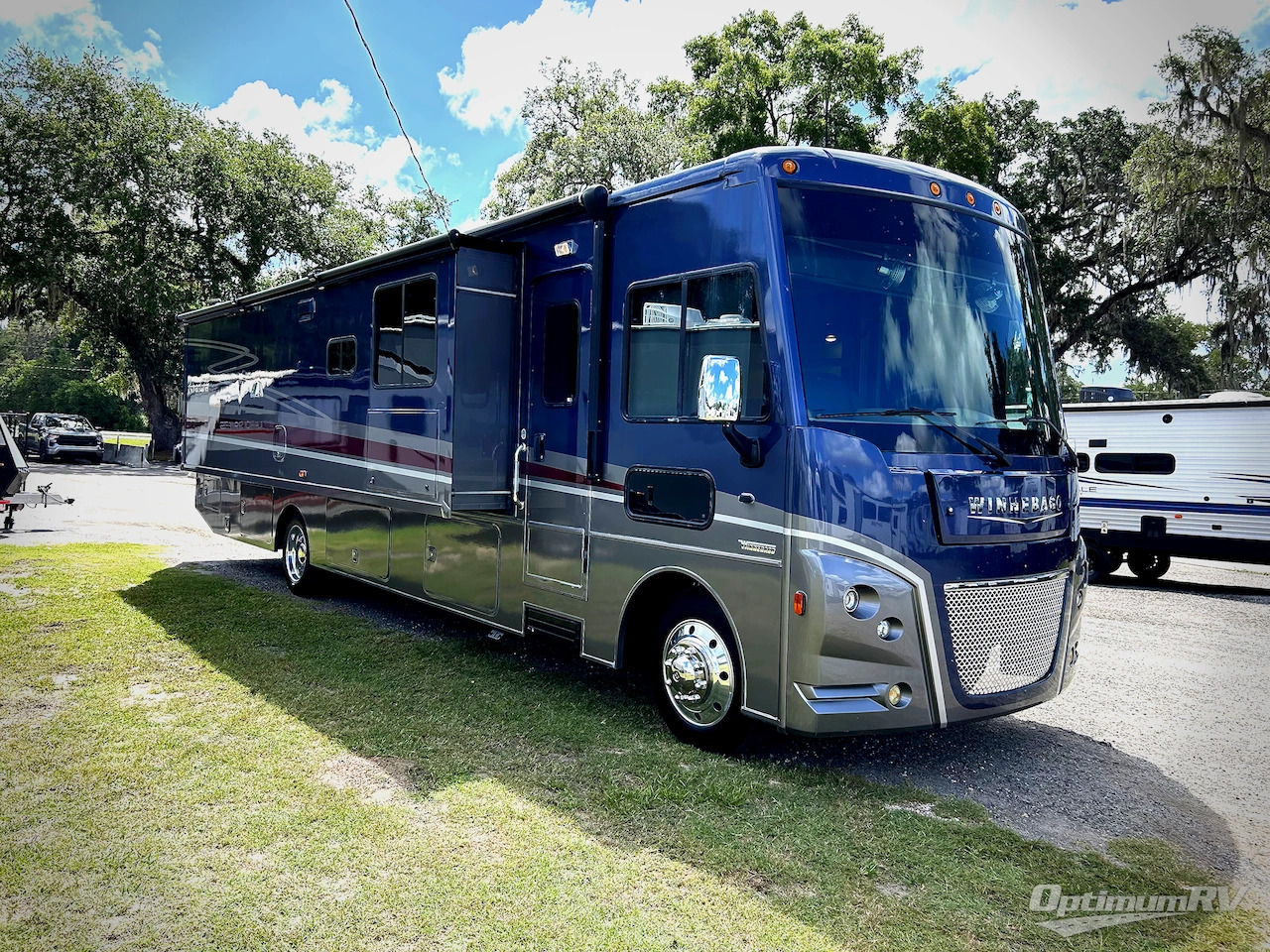 2022 Winnebago Adventurer 36Z in ocala FL