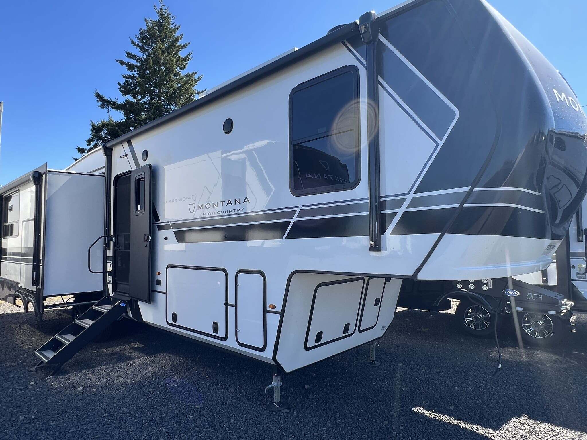 2026 Keystone Montana High Country 325RK in salem OR