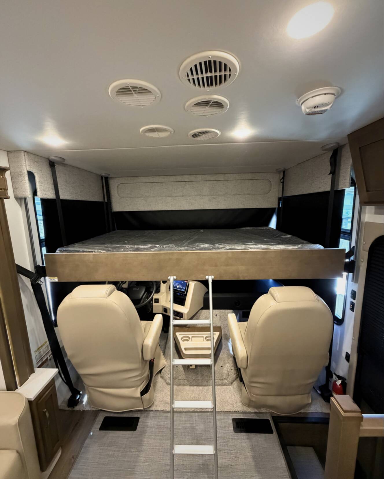 A photo of this 2026 Newmar Bay Star 3629