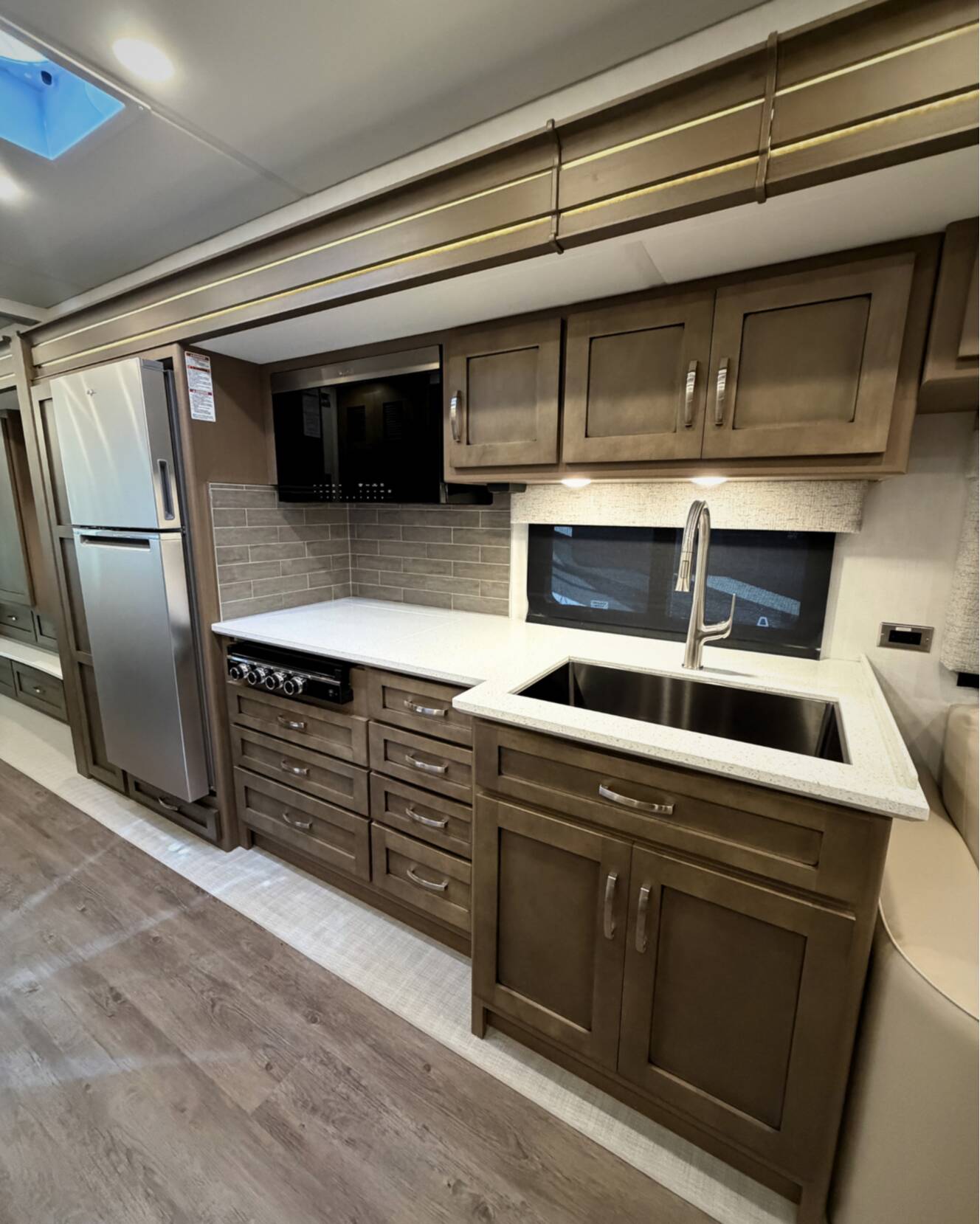 A photo of this 2026 Newmar Bay Star 3629