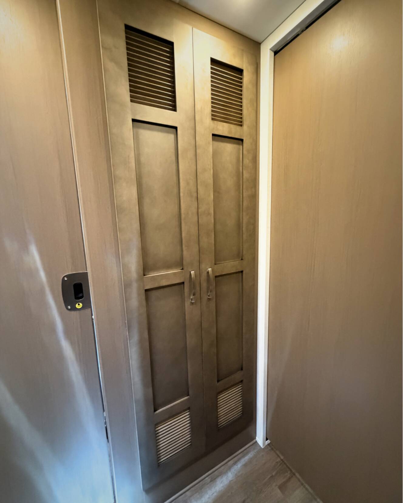 A photo of this 2026 Newmar Bay Star 3629