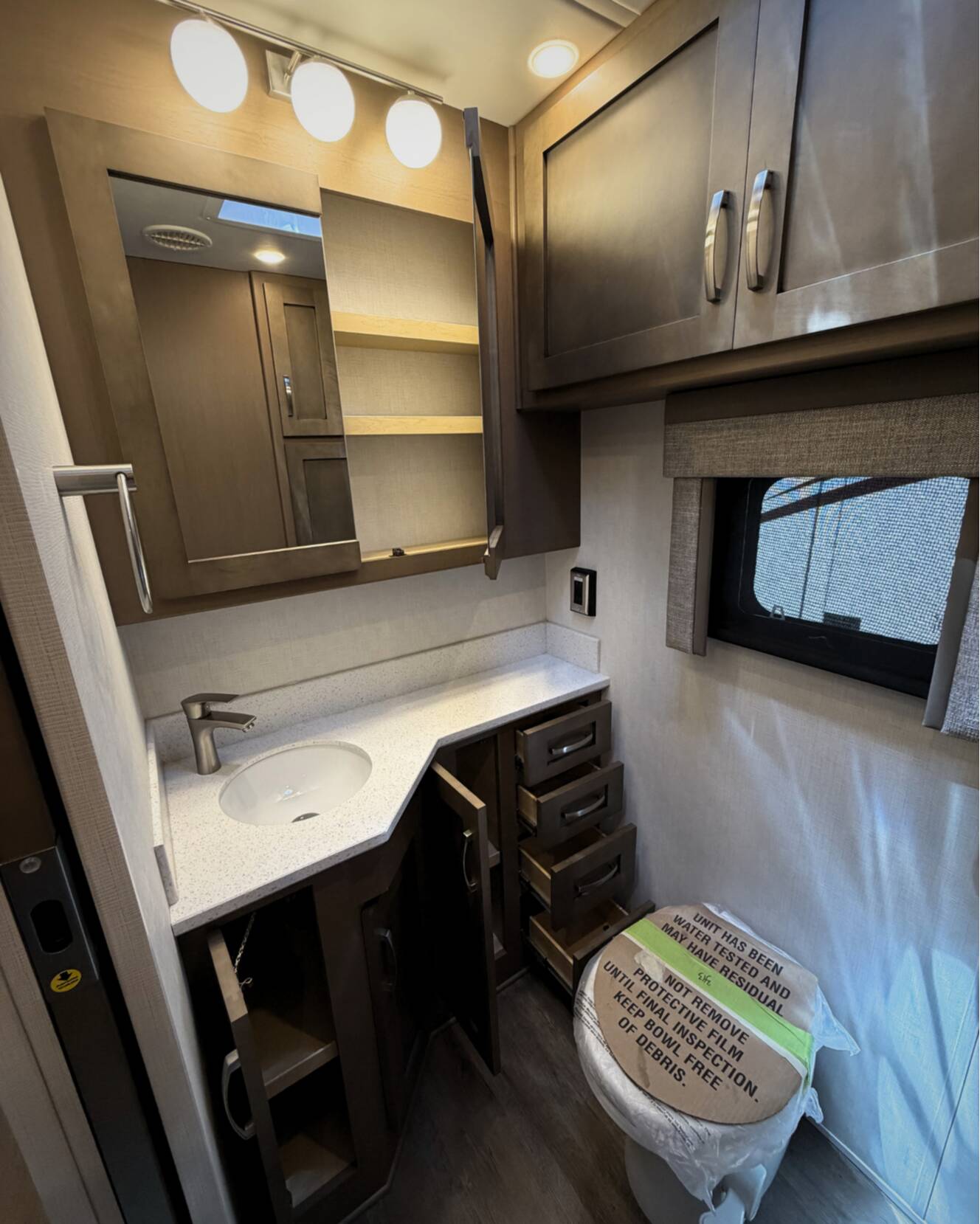 A photo of this 2026 Newmar Bay Star 3629