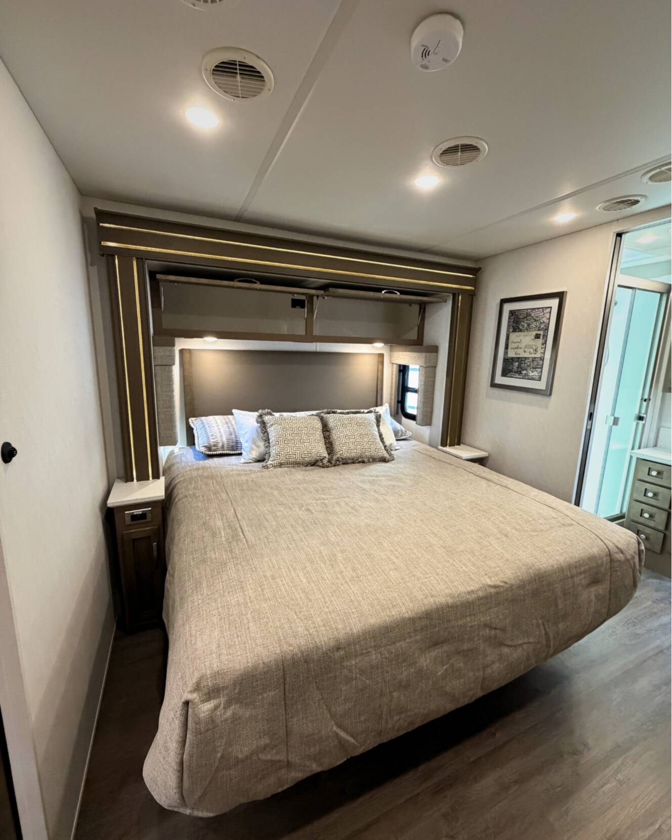 A photo of this 2026 Newmar Bay Star 3629