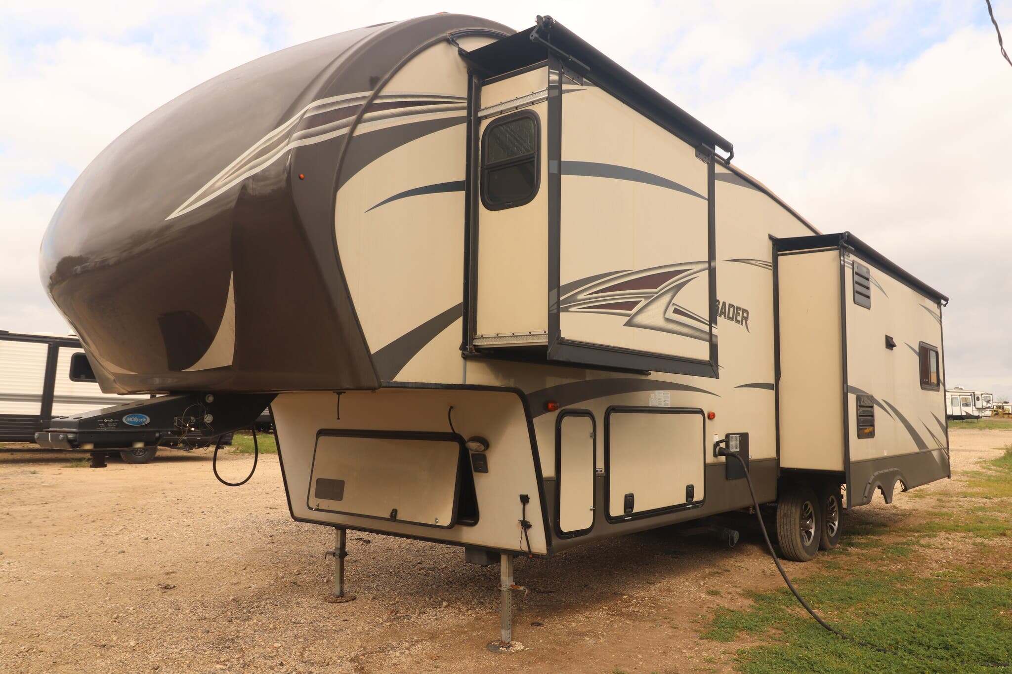 2016 Prime Time Crusader 322 RES in seguin TX