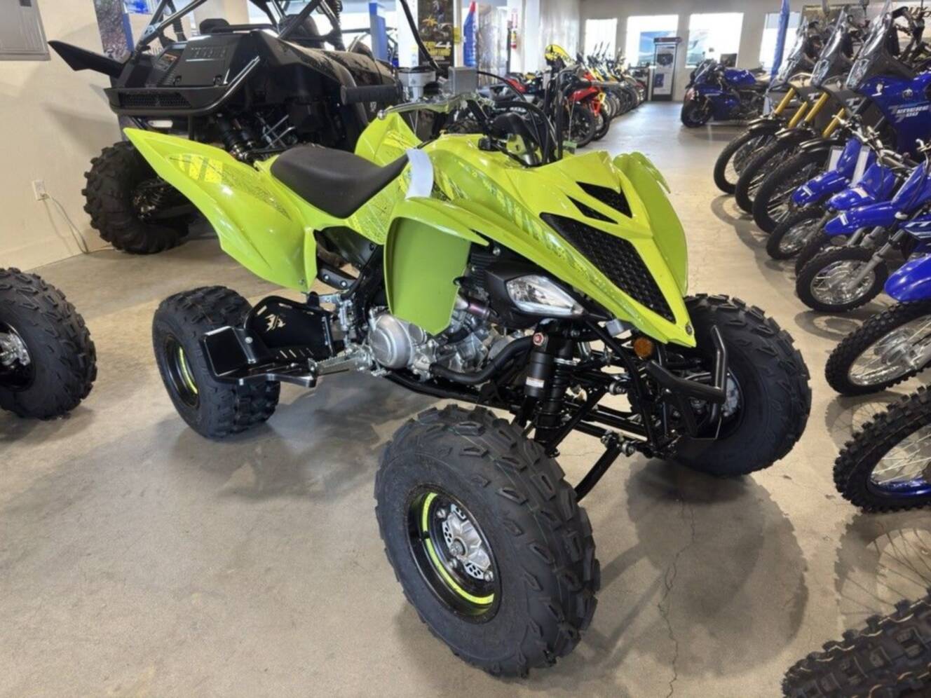 A photo of this 2026 Yamaha Raptor 700R SE