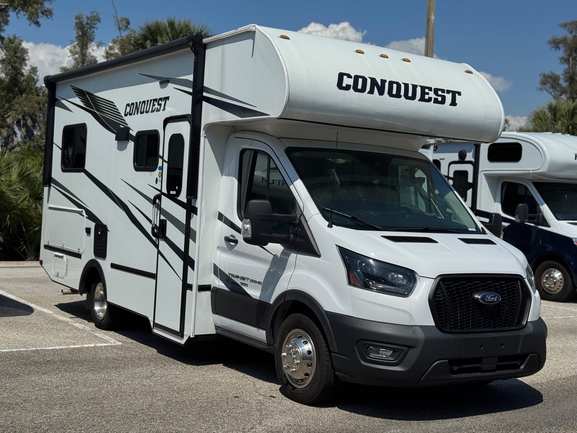 2025 Gulf Stream Conquest 4237T RV