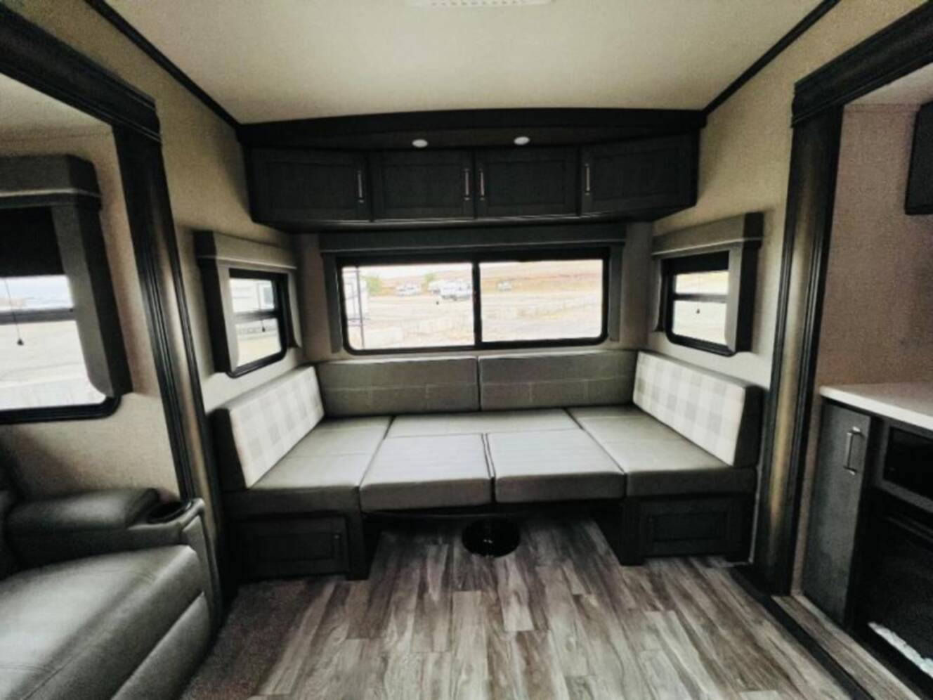 A photo of this 2022 Grand Design Reflection 31MB