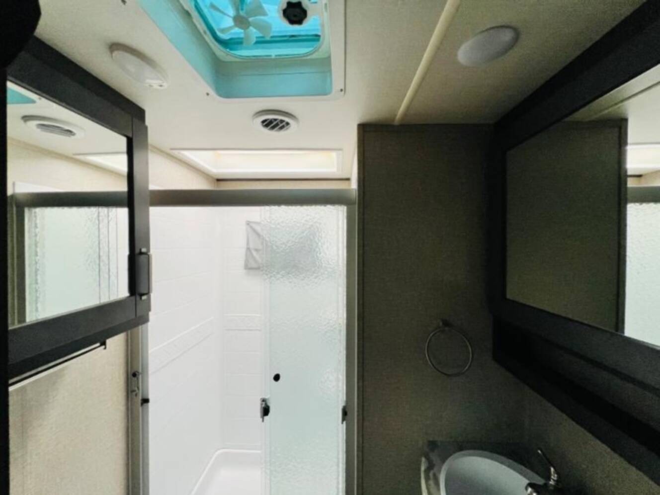 A photo of this 2022 Grand Design Reflection 31MB