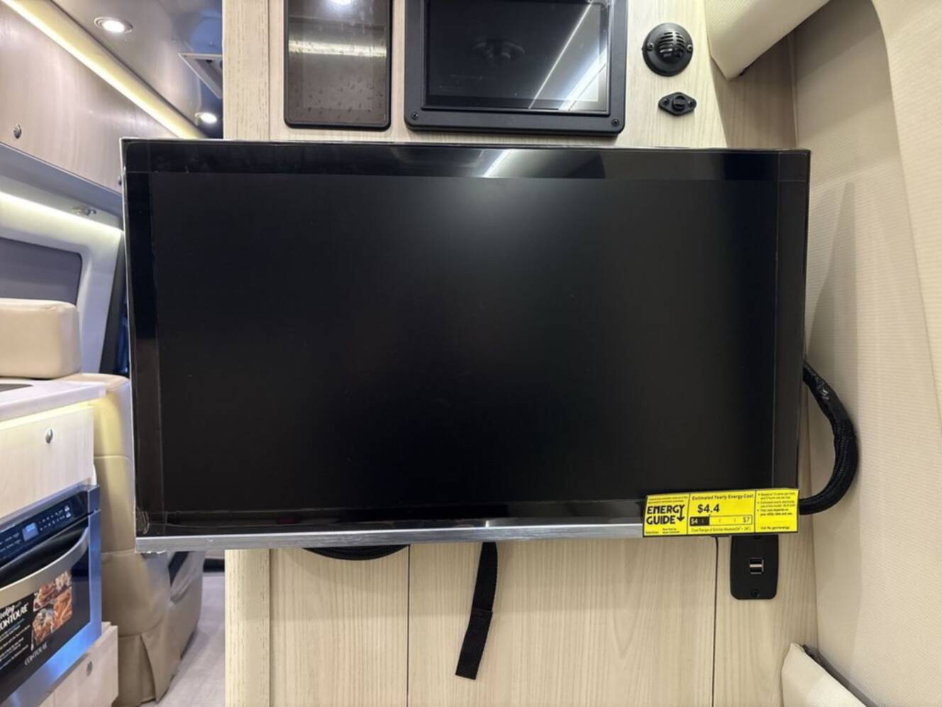 A photo of this 2025 Airstream Interstate GL