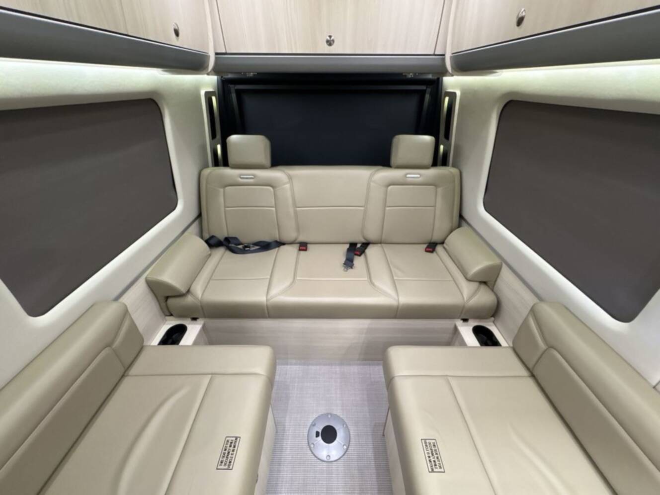 A photo of this 2025 Airstream Interstate GL