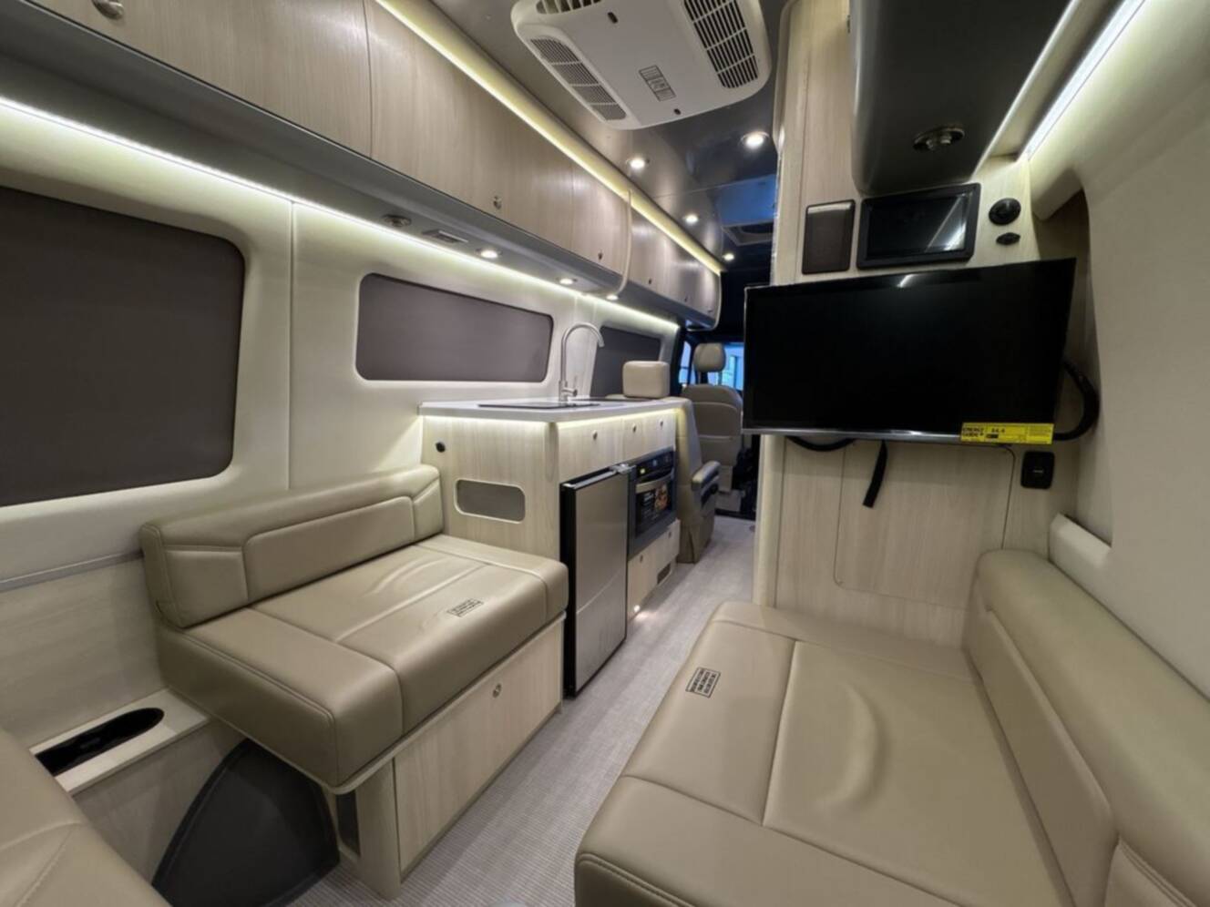 A photo of this 2025 Airstream Interstate GL