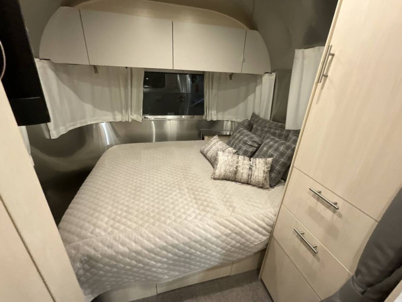 A photo of this 2026 Airstream Flying Cloud 23FB 23FB