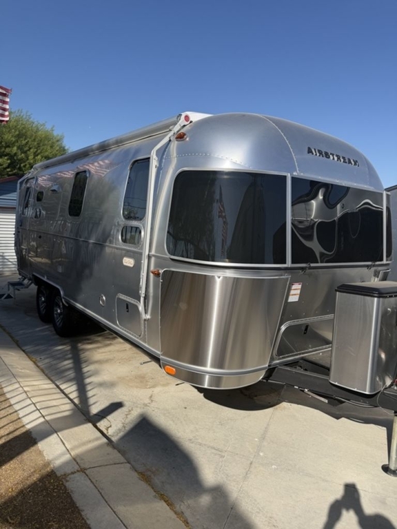 2026 Airstream Trade Wind 25FBT in los banos