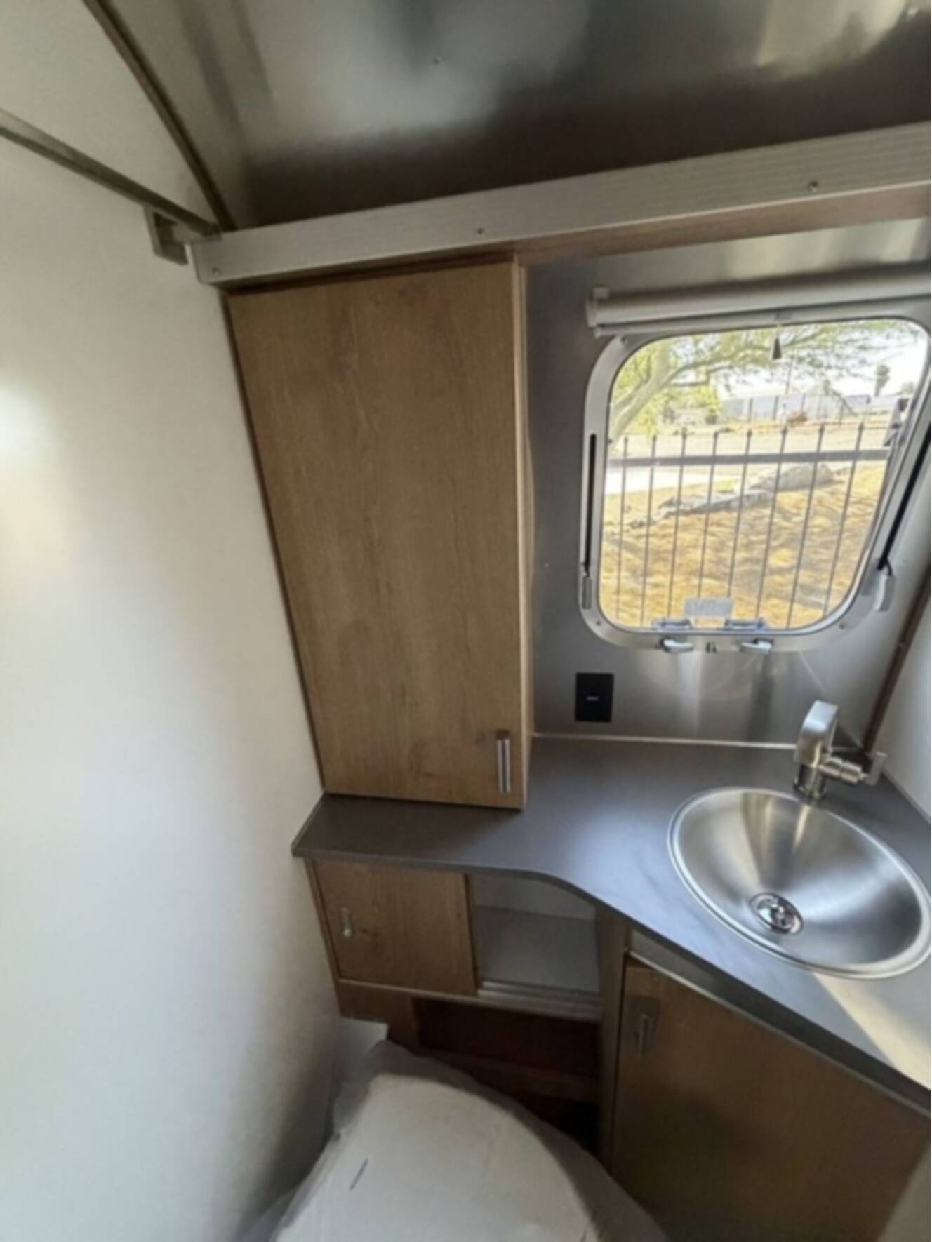 A photo of this 2026 Airstream Trade Wind 25FBT